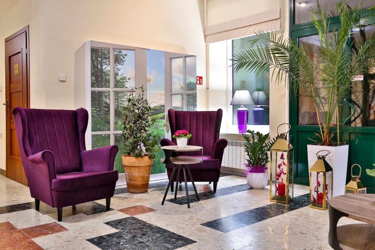 Hotel Wiosna รับกา ภายนอก รูปภาพ