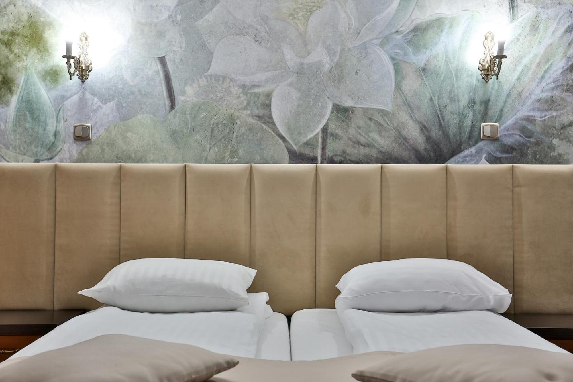 Hotel Wiosna รับกา ภายนอก รูปภาพ