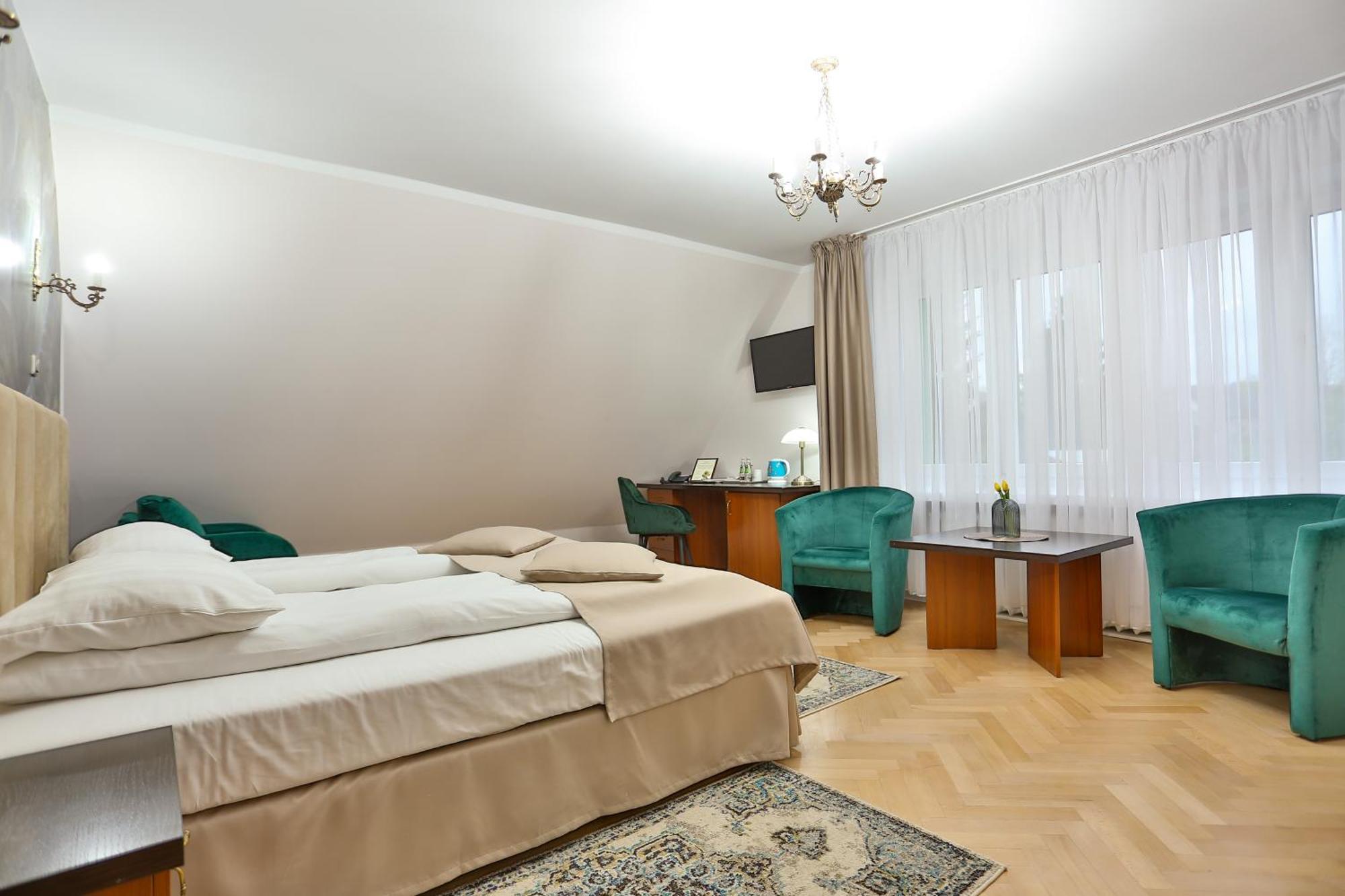 Hotel Wiosna รับกา ภายนอก รูปภาพ